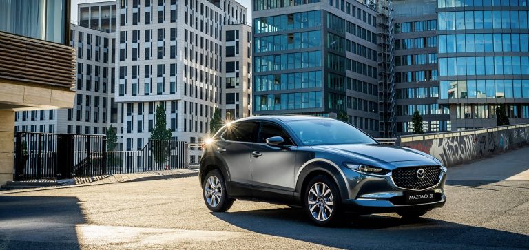 Mazda CX-30 2022: immagini ufficiali