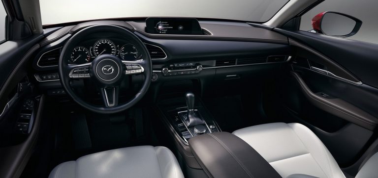 Mazda CX-30 2022: immagini ufficiali