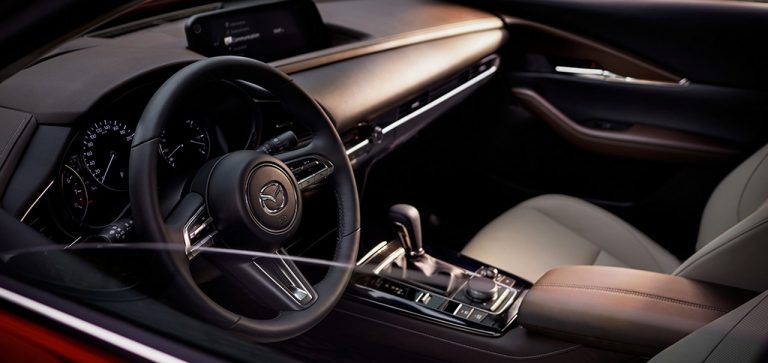 Mazda CX-30 2022: immagini ufficiali