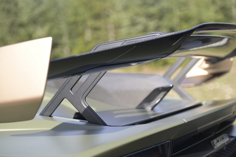 Lamborghini Huracan STO: la prova su strada