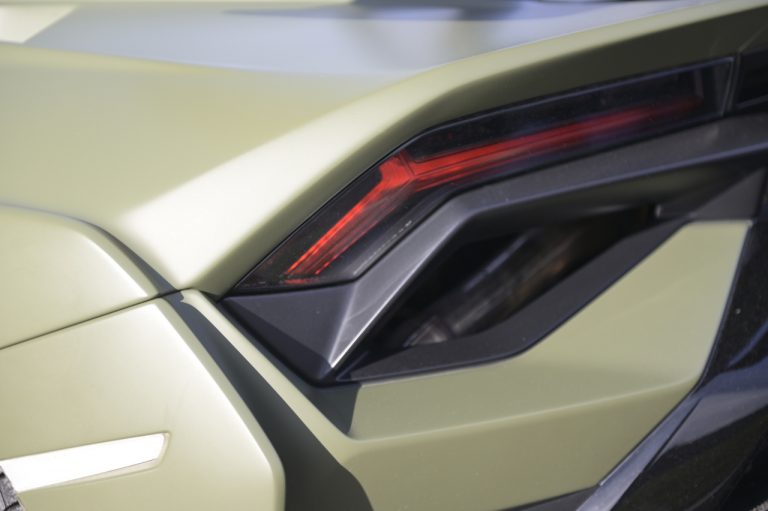 Lamborghini Huracan STO: la prova su strada