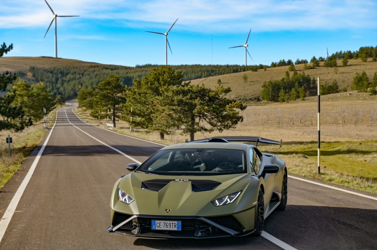 Lamborghini Huracan STO: la prova su strada