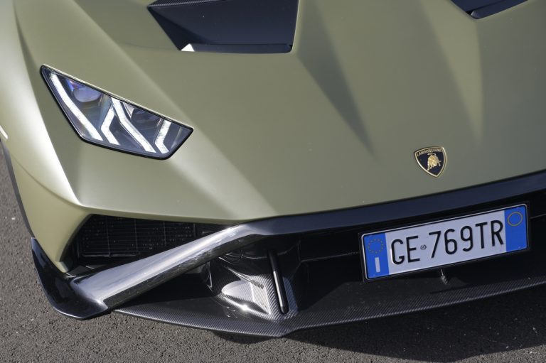 Lamborghini Huracan STO: la prova su strada