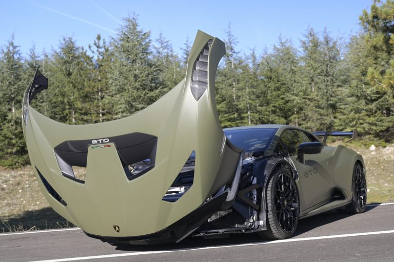 Lamborghini Huracan STO: la prova su strada