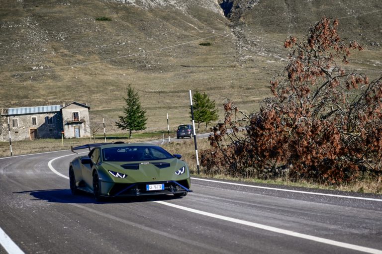 Lamborghini Huracan STO: la prova su strada