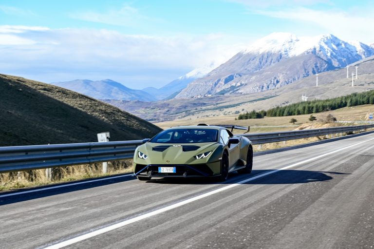 Lamborghini Huracan STO: la prova su strada