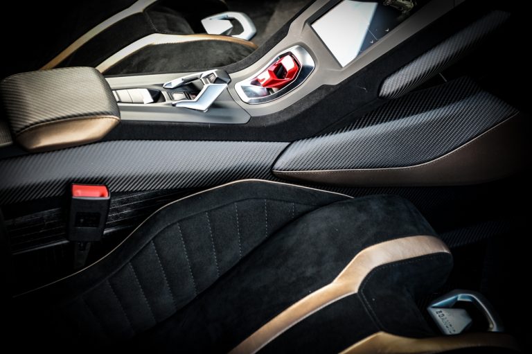 Lamborghini Huracan STO: la prova su strada