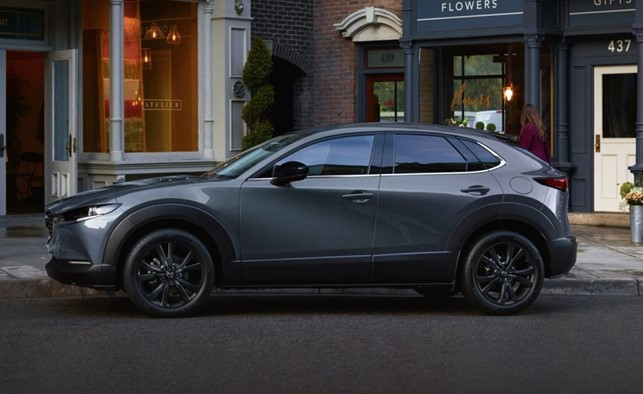 Mazda CX-30 2022: immagini ufficiali