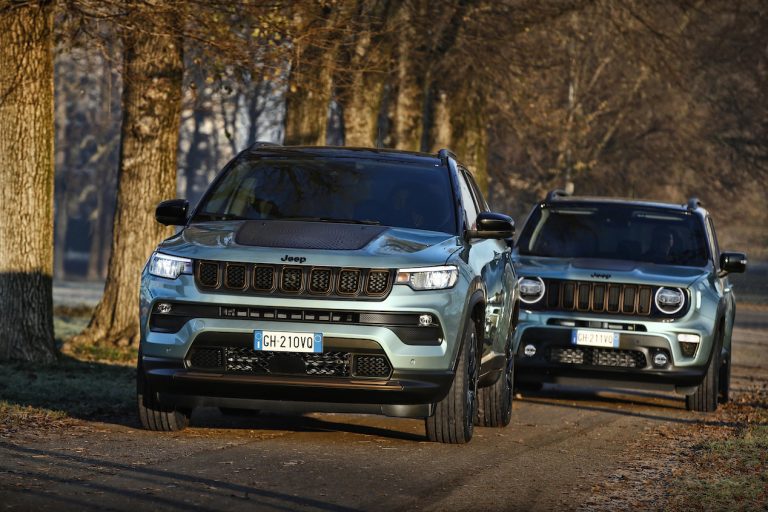 Jeep: Renegade e Compass diventano e-Hybrid
