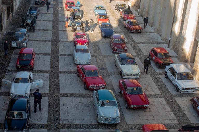 Colline dei Gonzaga 2022 regolarità auto storiche: immagini dell'evento
