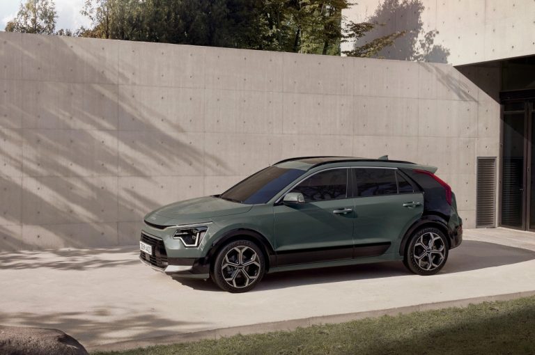 Kia Niro seconda generazione: prime immagini ufficiali