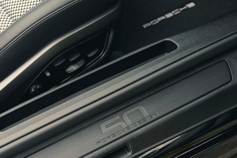 911 Porsche Design 50th Anniversary Edition 2022: immagini ufficiali