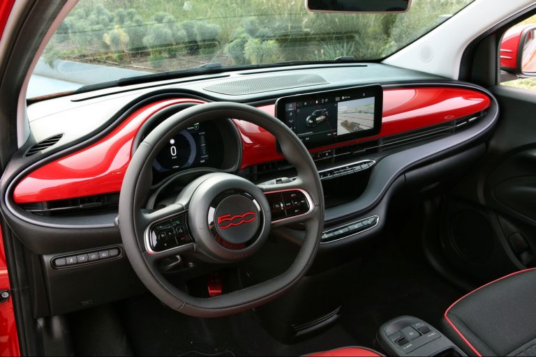 Fiat 500, 500X, Panda e Tipo nuova gamma Red 2022: immagini ufficiali