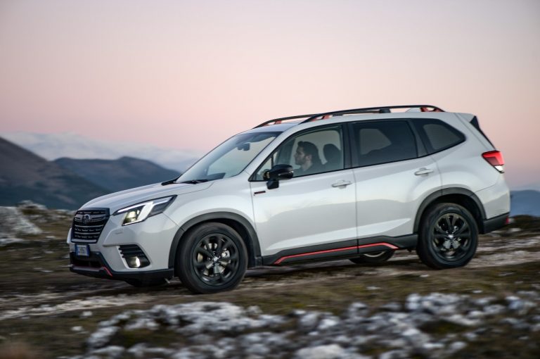 Subaru Forester 2022: immagini ufficiali