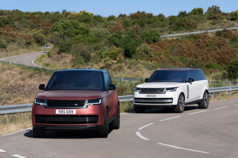 Range Rover 2022: immagini ufficiali