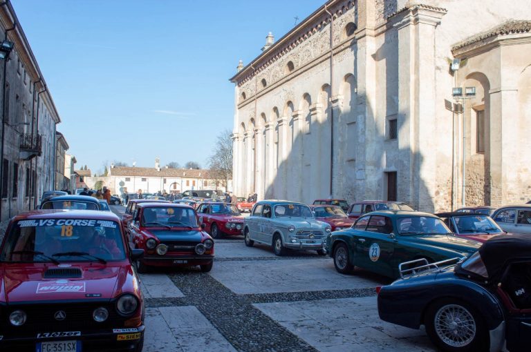 Colline dei Gonzaga 2022 regolarità auto storiche: immagini dell'evento