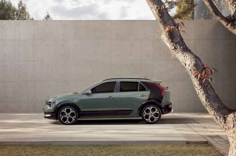Kia Niro seconda generazione: prime immagini ufficiali