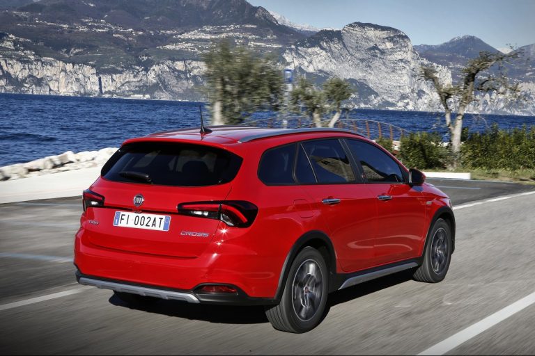 Fiat 500, 500X, Panda e Tipo nuova gamma Red 2022: immagini ufficiali