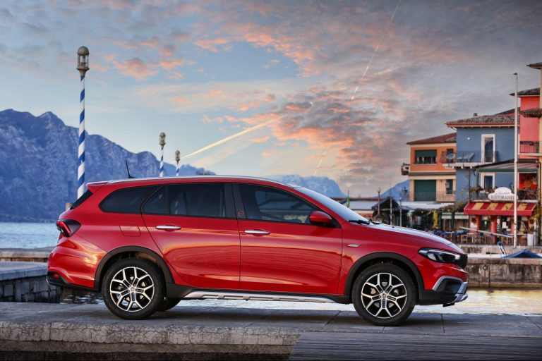 Fiat 500, 500X, Panda e Tipo nuova gamma Red 2022: immagini ufficiali