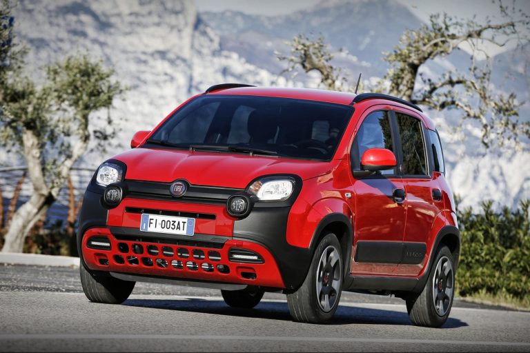 Fiat 500, 500X, Panda e Tipo nuova gamma Red 2022: immagini ufficiali