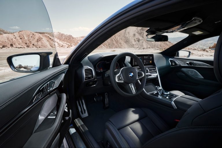 Bmw Serie 8 Coupé, Cabrio, Gran Coupé ed M8 Competition 2022: immagini ufficiali