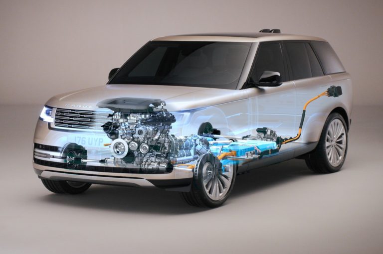Range Rover 2022: immagini ufficiali