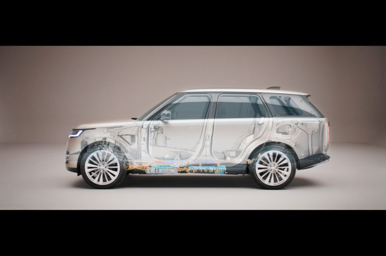 Range Rover 2022: immagini ufficiali