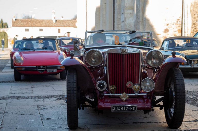 Colline dei Gonzaga 2022 regolarità auto storiche: immagini dell'evento