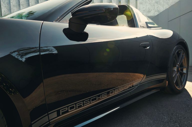 911 Porsche Design 50th Anniversary Edition 2022: immagini ufficiali