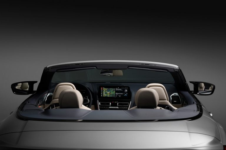 Bmw Serie 8 Coupé, Cabrio, Gran Coupé ed M8 Competition 2022: immagini ufficiali