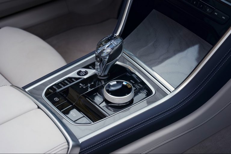Bmw Serie 8 Coupé, Cabrio, Gran Coupé ed M8 Competition 2022: immagini ufficiali