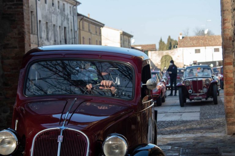 Colline dei Gonzaga 2022 regolarità auto storiche: immagini dell'evento