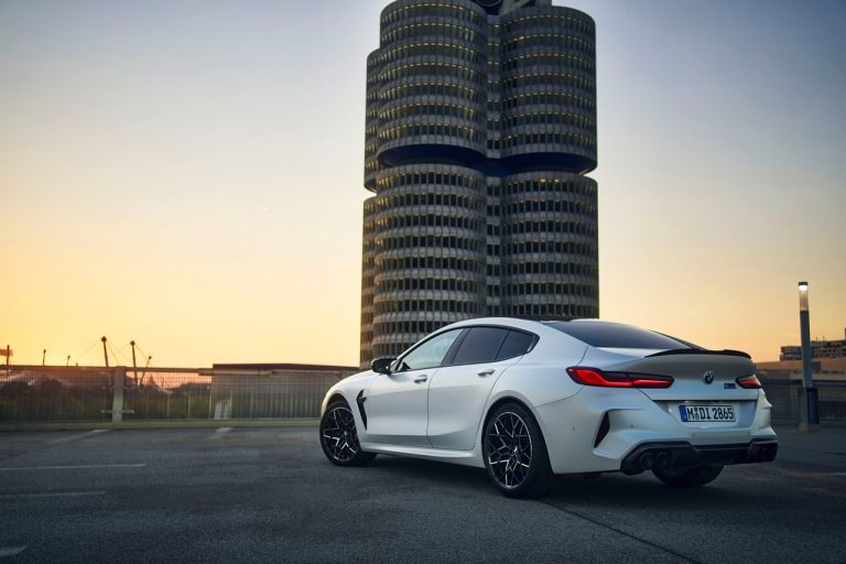 Bmw Serie 8 Coupé, Cabrio, Gran Coupé ed M8 Competition 2022: immagini ufficiali