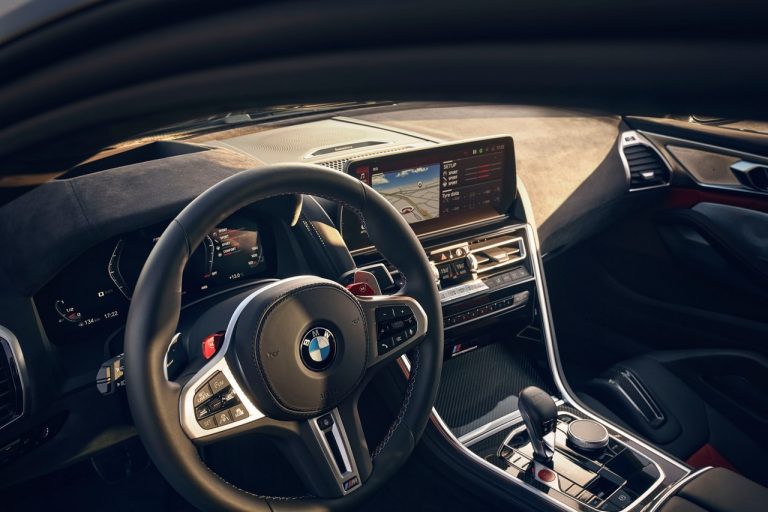 Bmw Serie 8 Coupé, Cabrio, Gran Coupé ed M8 Competition 2022: immagini ufficiali