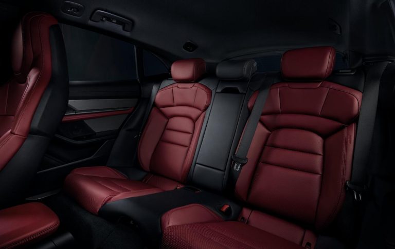 Porsche Taycan Sport Turismo: la Taycan che mancava da 90.277 euro