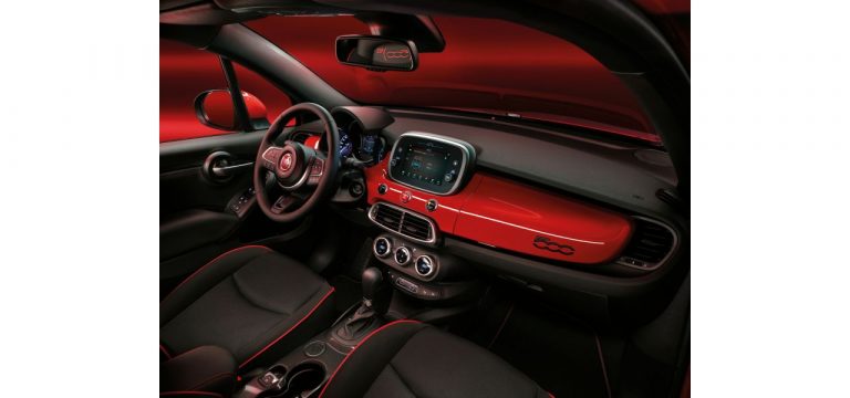 Fiat 500X e Tipo Hybrid: immagini ufficiali