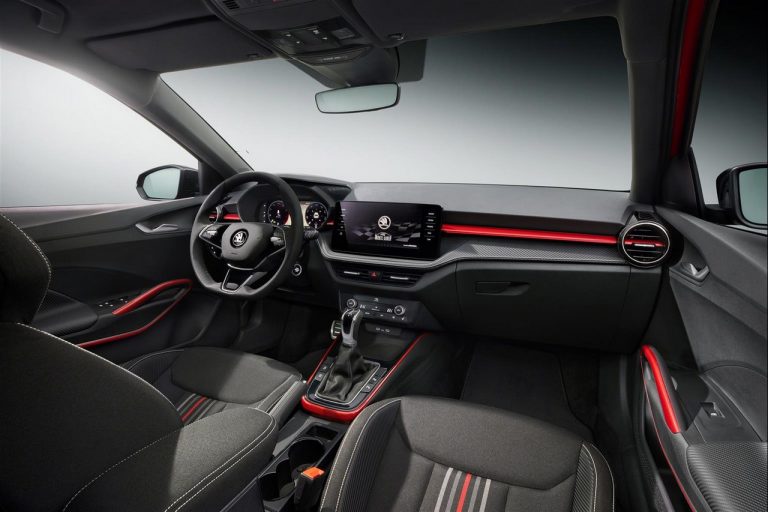 Skoda Fabia Monte Carlo 2022: immagini ufficiali