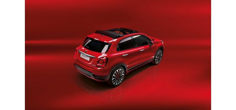 Fiat 500X e Tipo Hybrid: immagini ufficiali