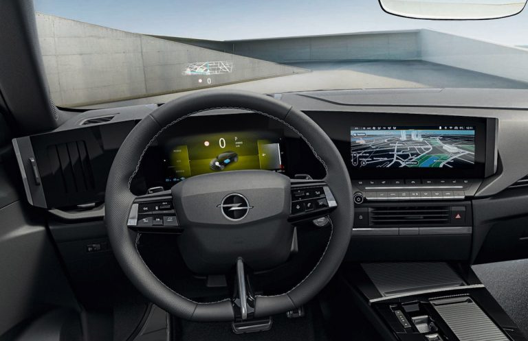 Opel Astra 2022: immagini ufficiali