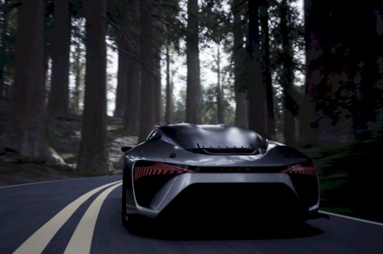 Lexus, nuova coupé elettrica: prime immagini dei test di sviluppo