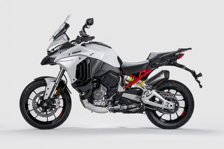 Ducati Multistrada V4 2022: le foto