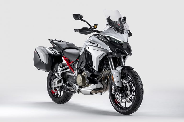 Ducati Multistrada V4 2022: le foto
