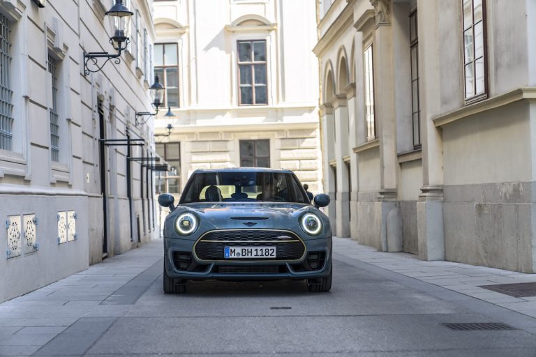 MINI Clubman Untold: immagini ufficiali