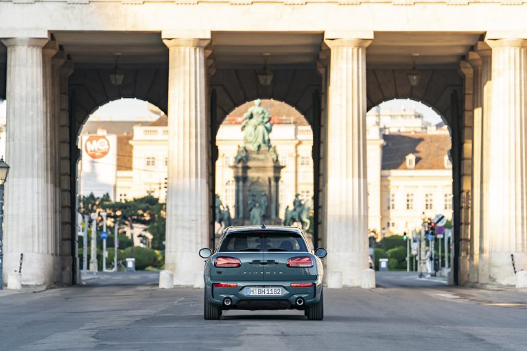 MINI Clubman Untold: immagini ufficiali