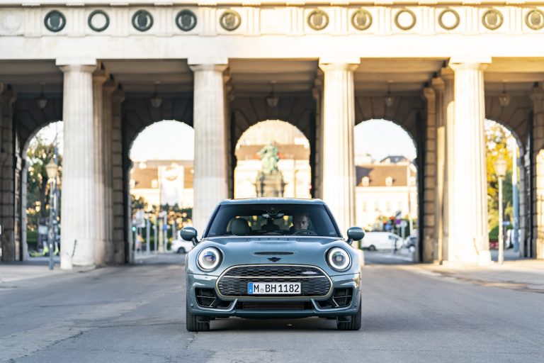 MINI Clubman Untold: immagini ufficiali
