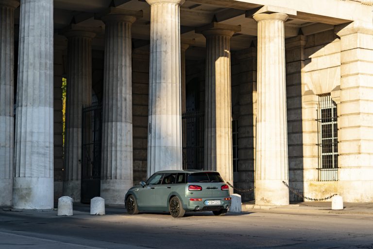 MINI Clubman Untold: immagini ufficiali