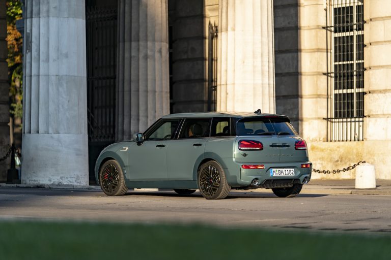 MINI Clubman Untold: immagini ufficiali