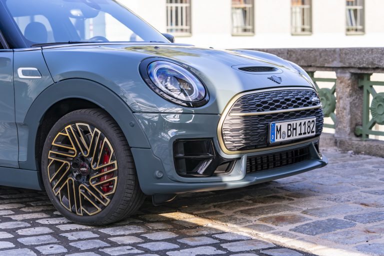 MINI Clubman Untold: immagini ufficiali