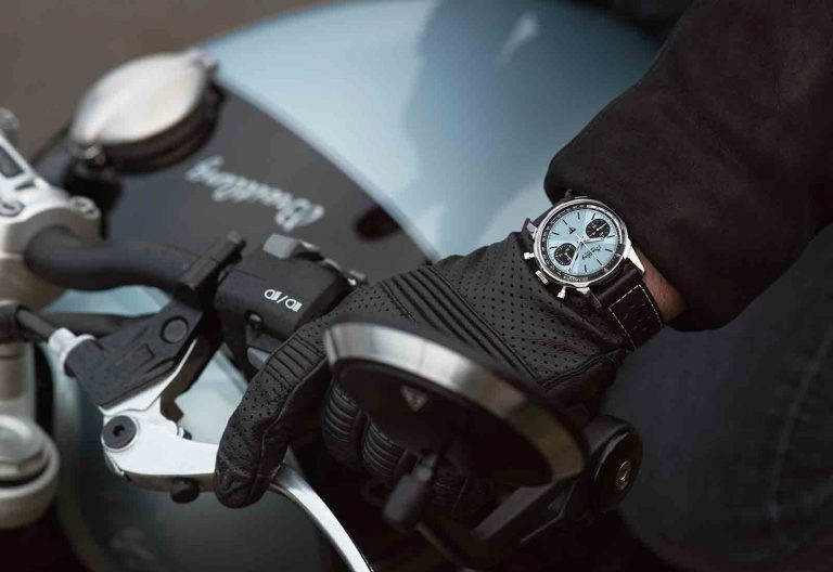 Triumph e Breitling, dalla partnership nasce una serie limitata