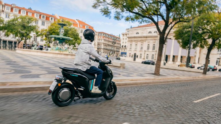 Yamaha NEO's: le immagini